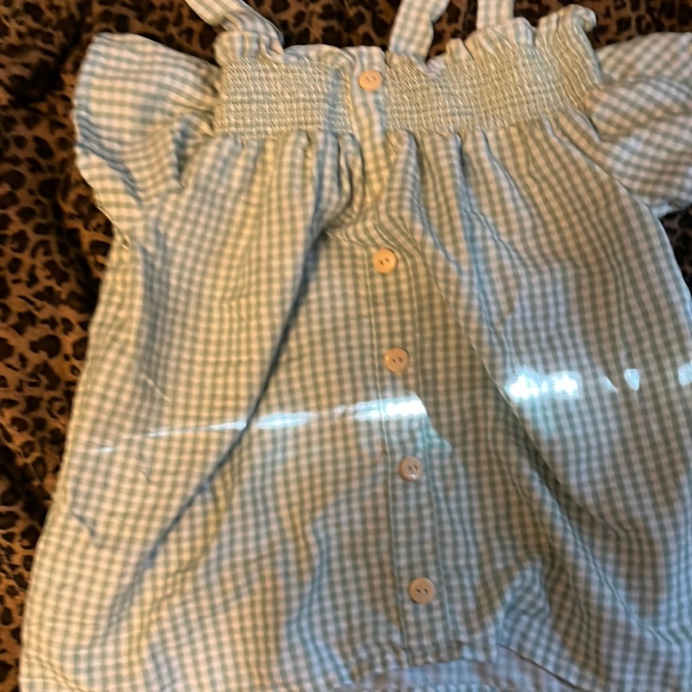 Green blouse